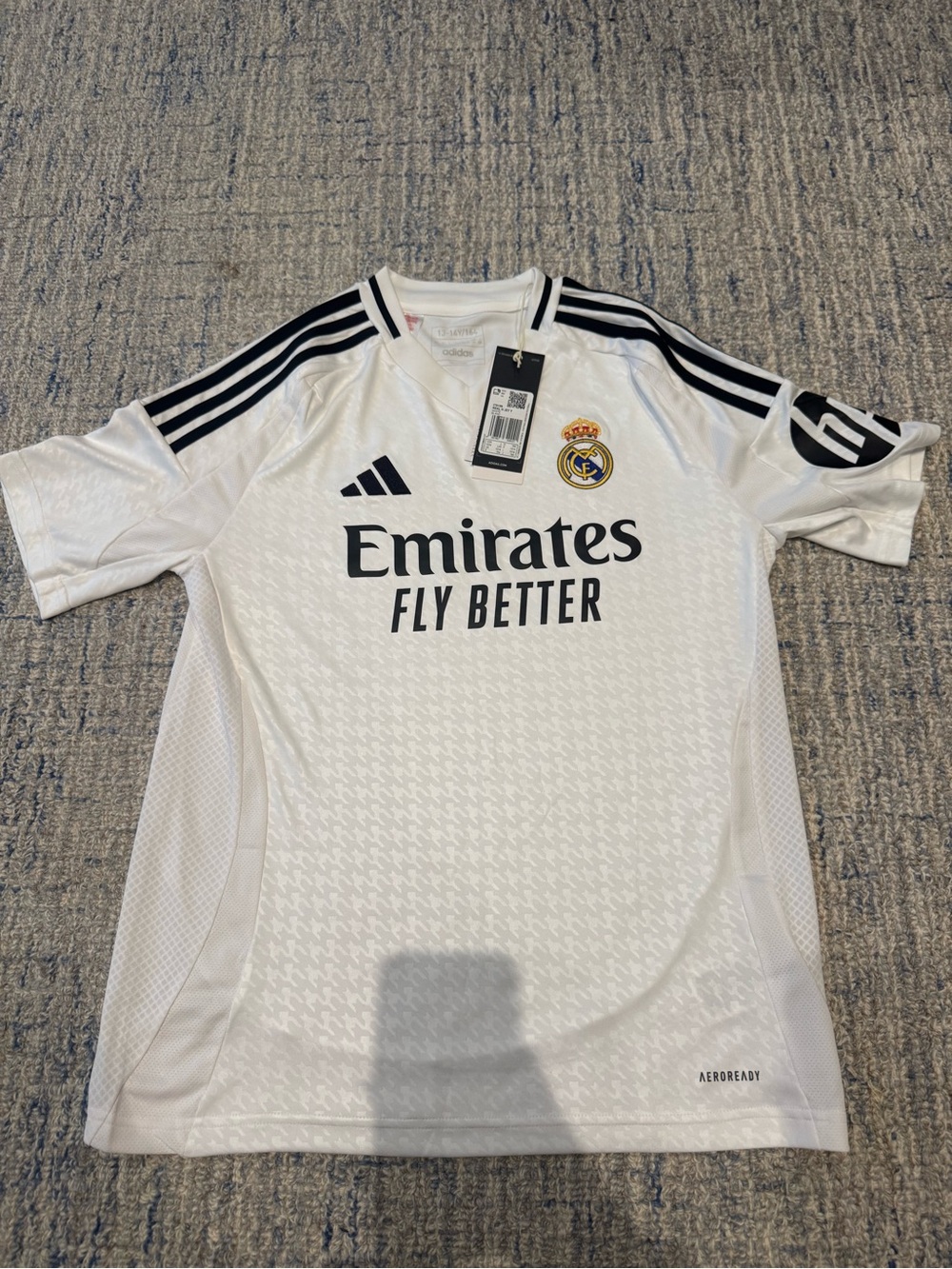 Real Madrid youth jersey nwt size 13-14Y